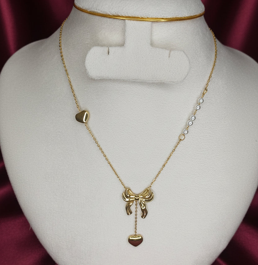 Bow and heart dainty necklace