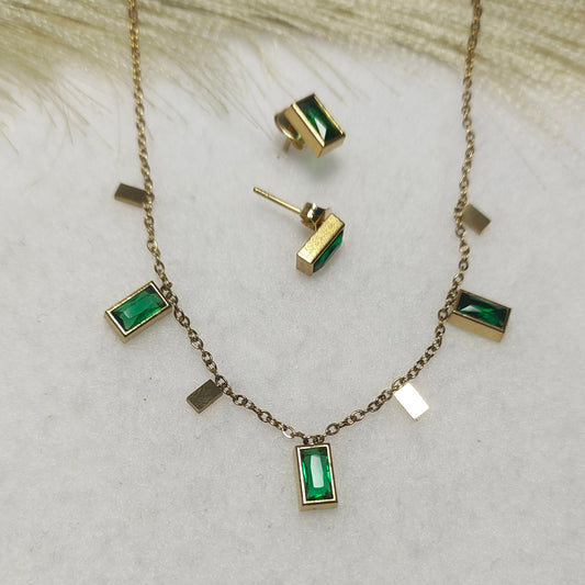 Emarald charm necklace with earrings