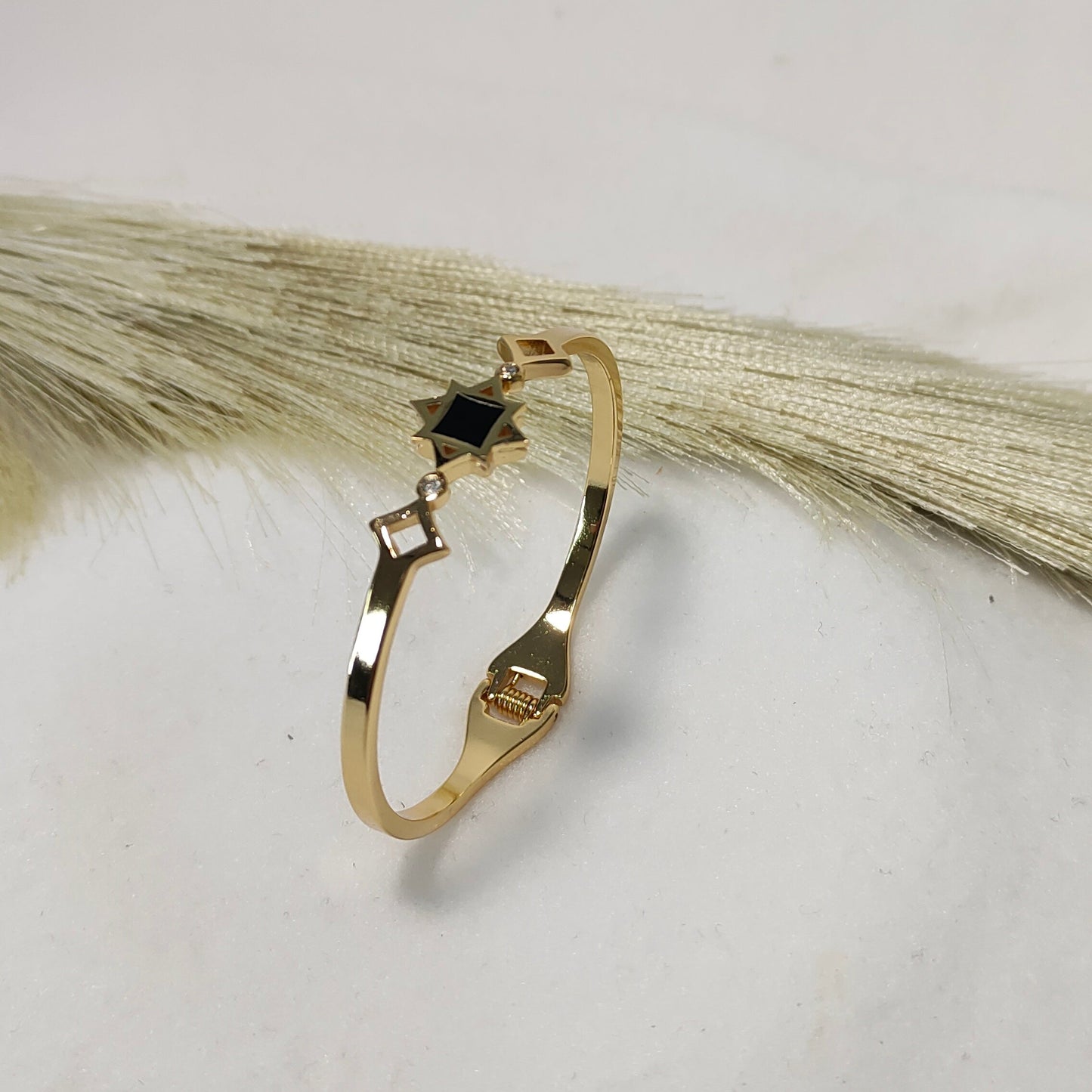 Goldplated square charm kada bracelet