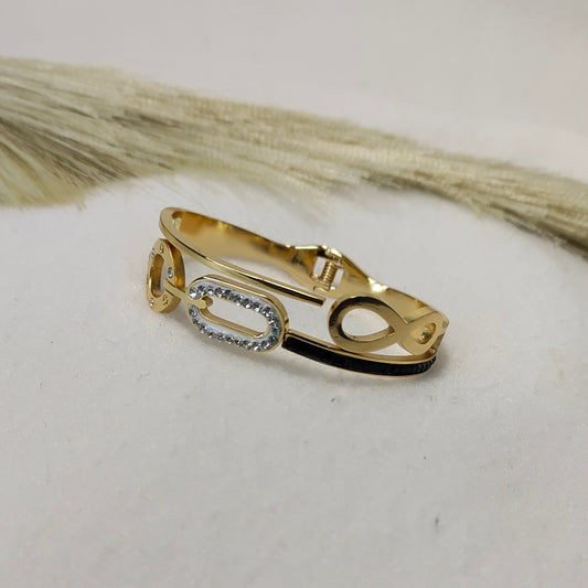 Goldplated infinity kada bracelet