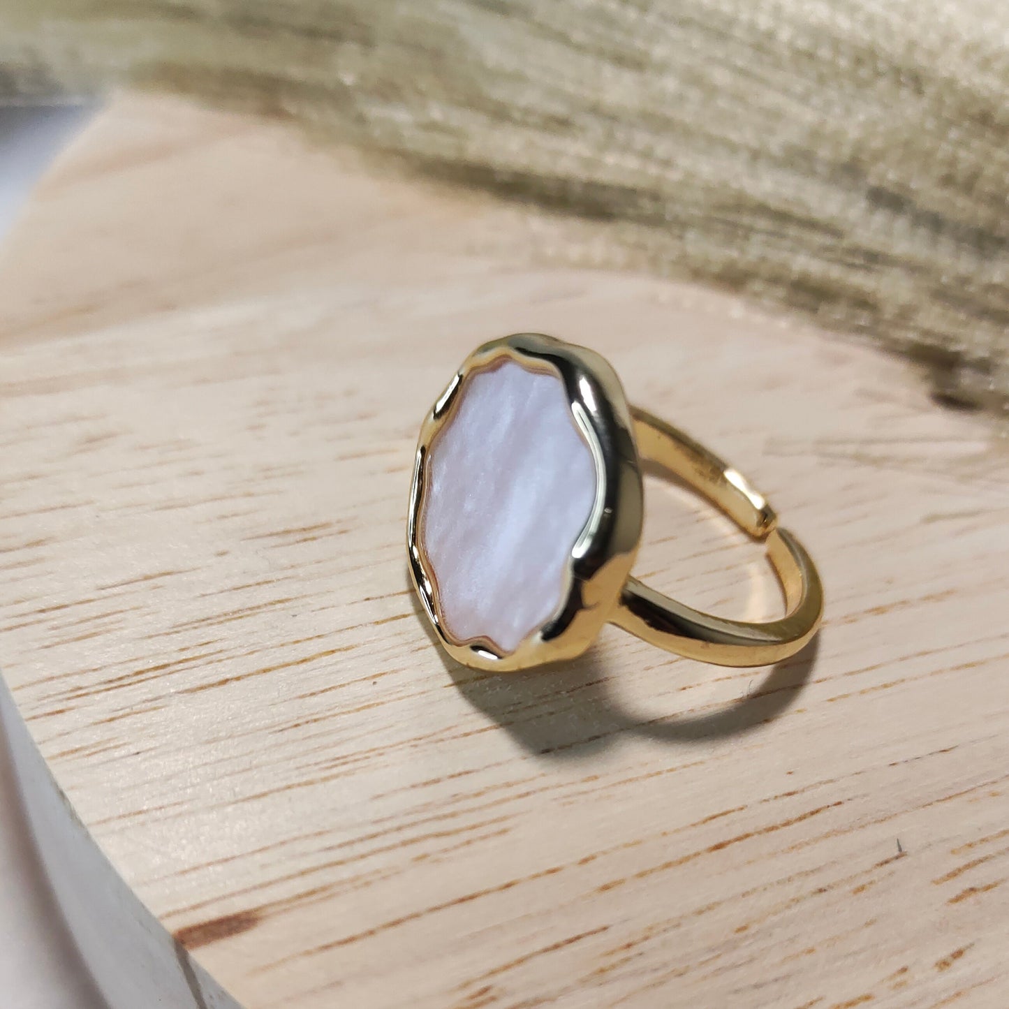 Round ring