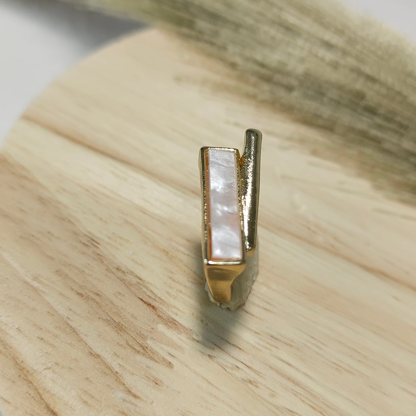 Elongated rectangular ring