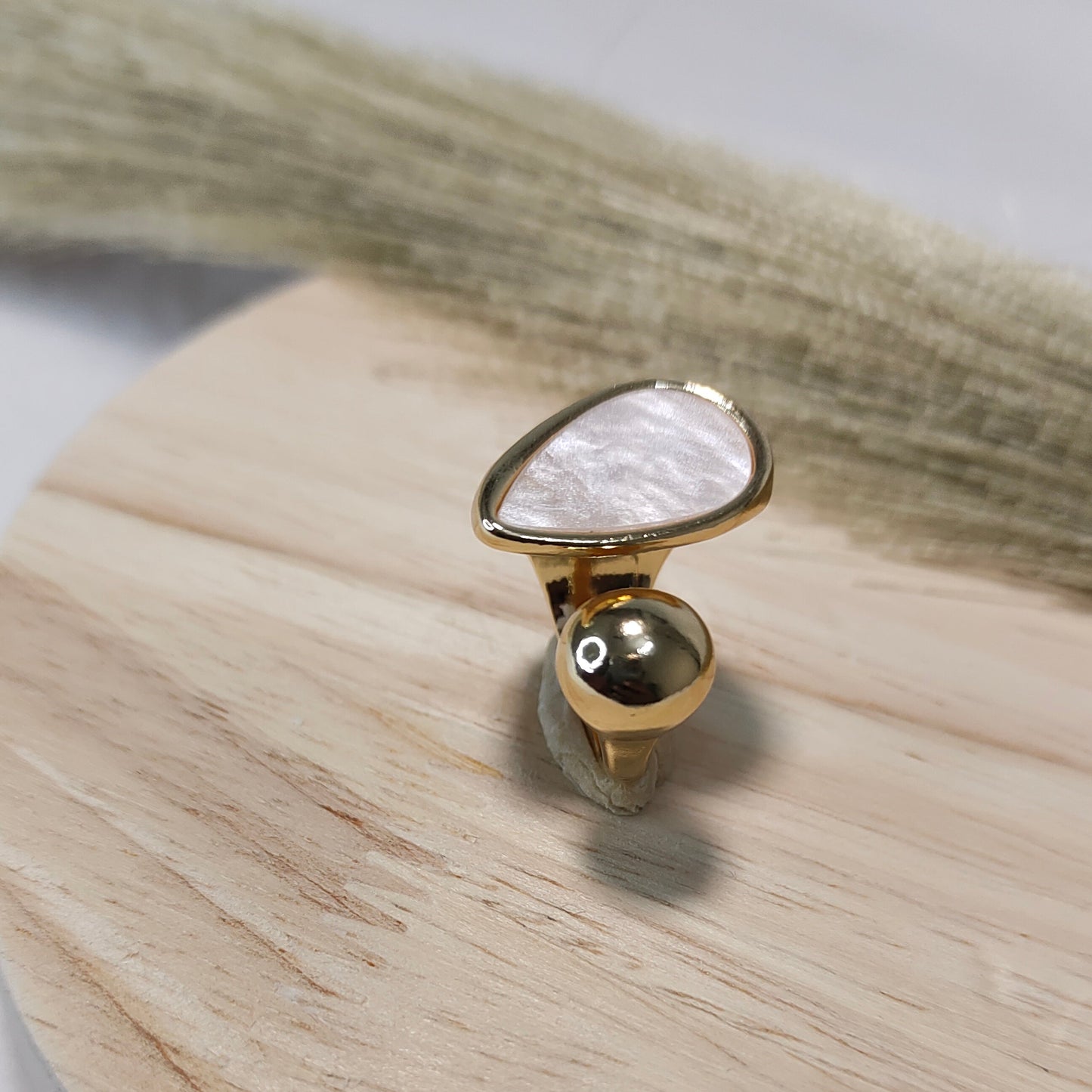 Gold ball ring