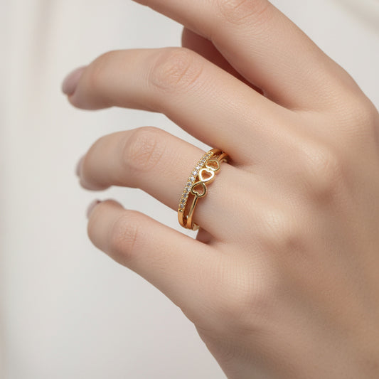 Gold small heart ring