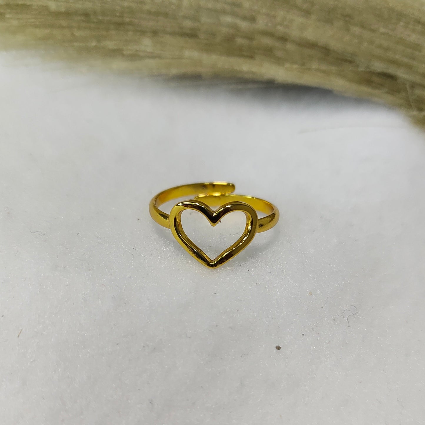 Heart ring
