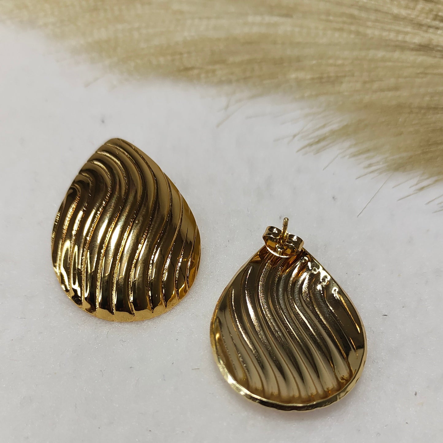Teardrop statement earrings