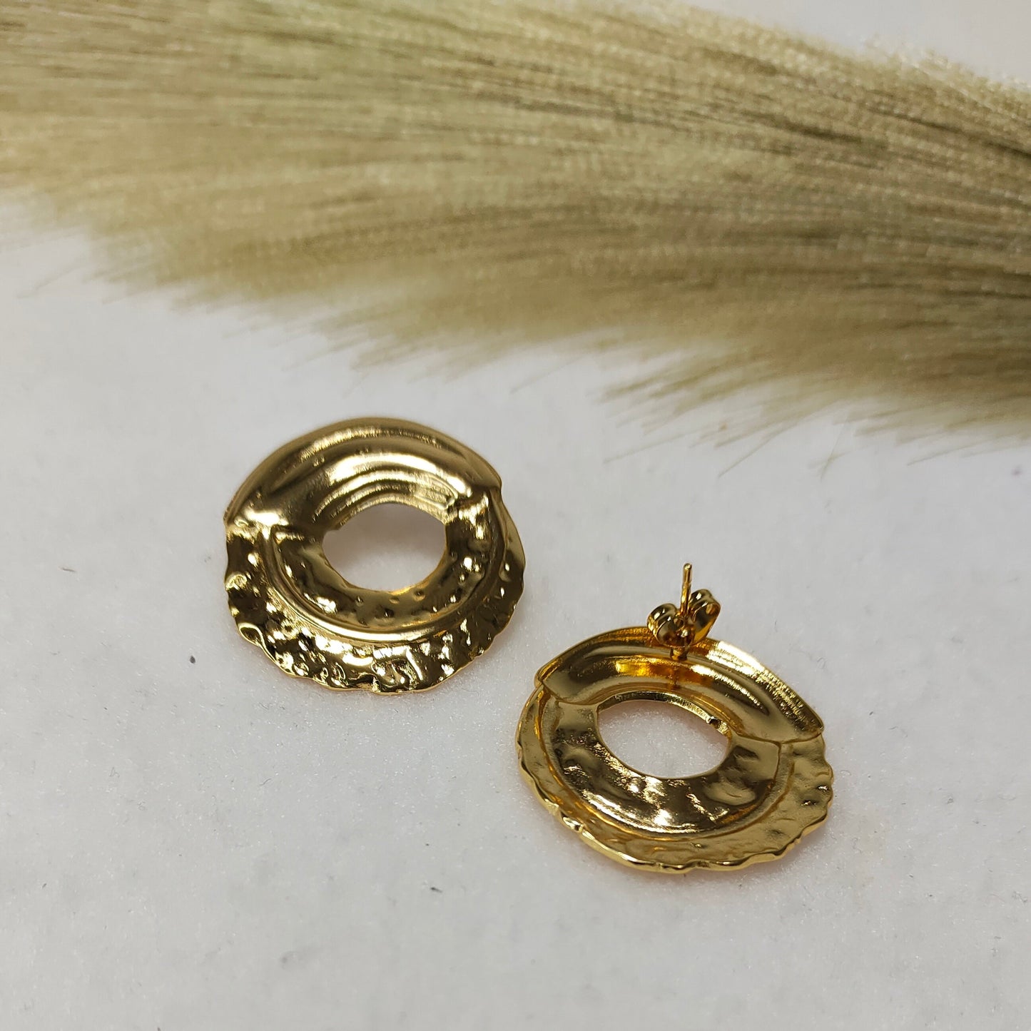 Hoop statement earrings
