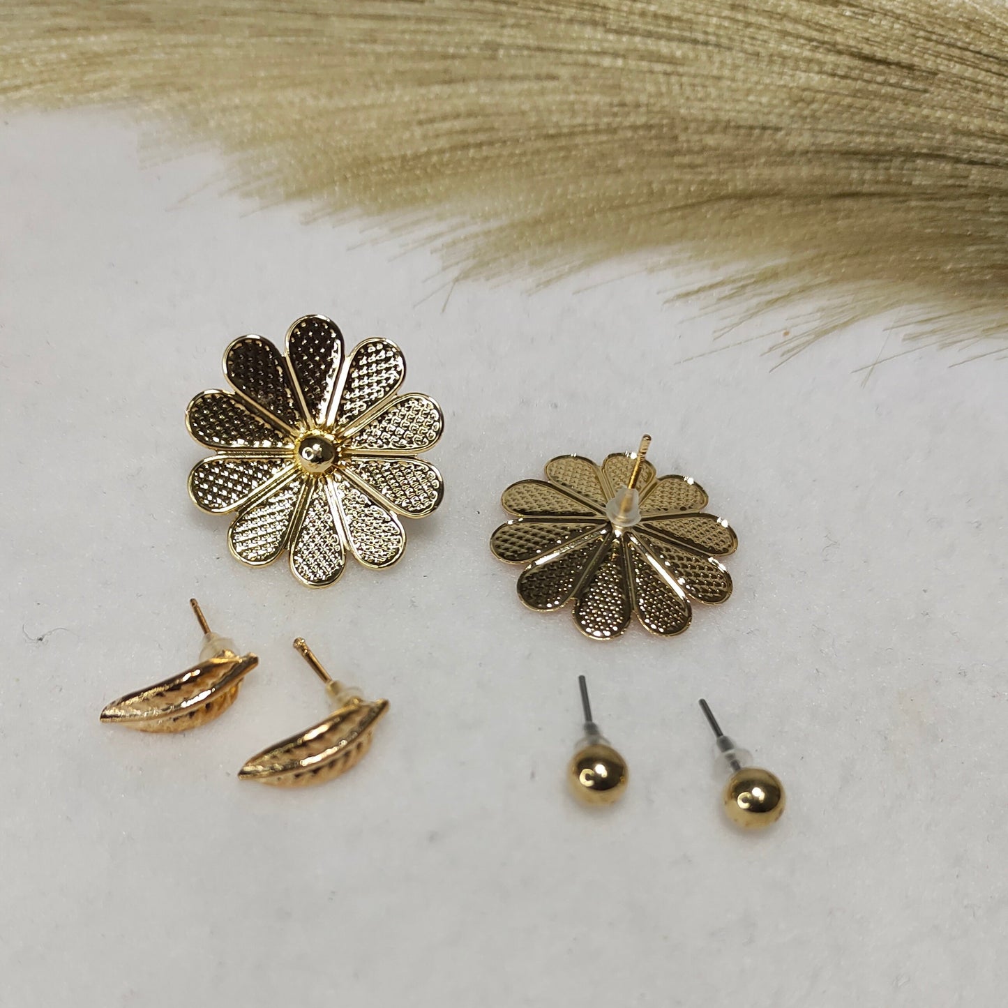 Combo stud earrings